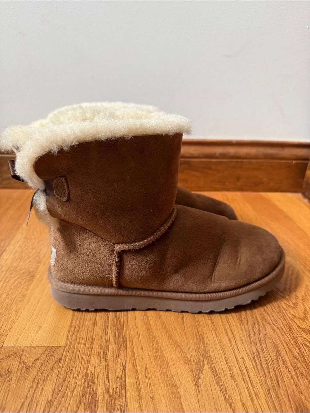 UGG guc some